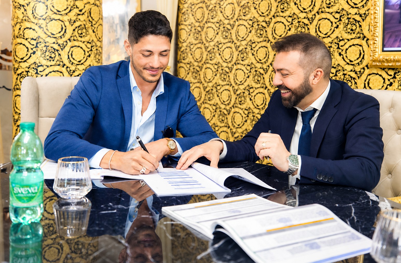 Consulenza immobiliare presso la sede di Real Estate Advisor a Forte dei Marmi