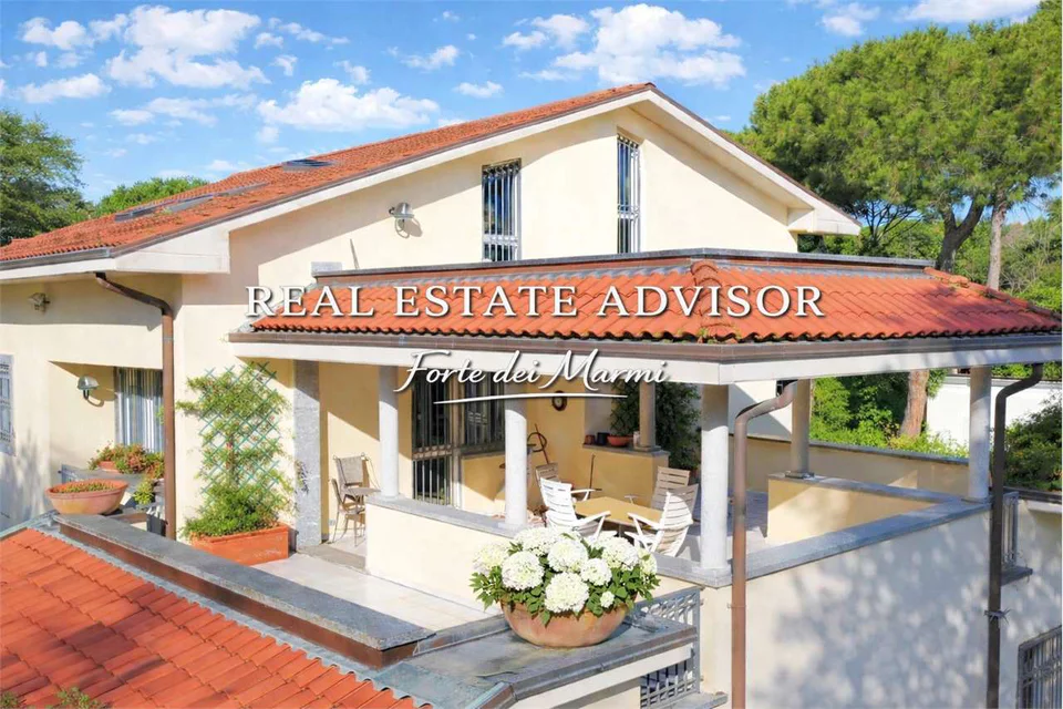 Detached Villa 350 m from the Sea – Poveromo — image 7