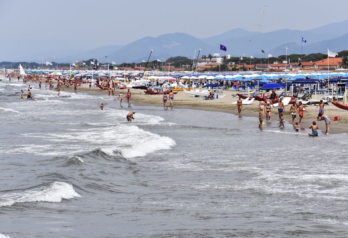 Forte dei Marmi, summer 2025: on the verge of a boom, photograph 6 from the original publication