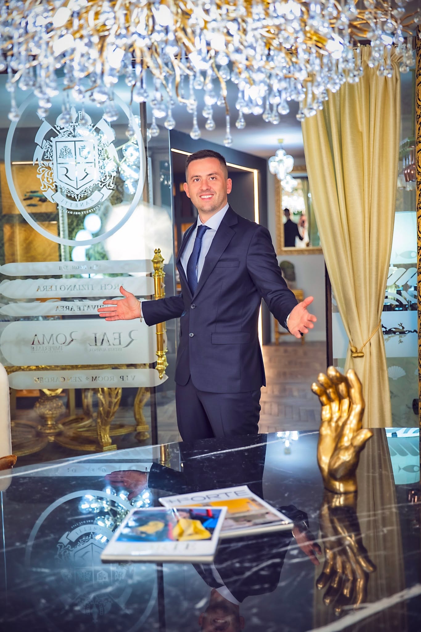 Sergey Bashkyrtsev nella sede di Real Estate Advisor