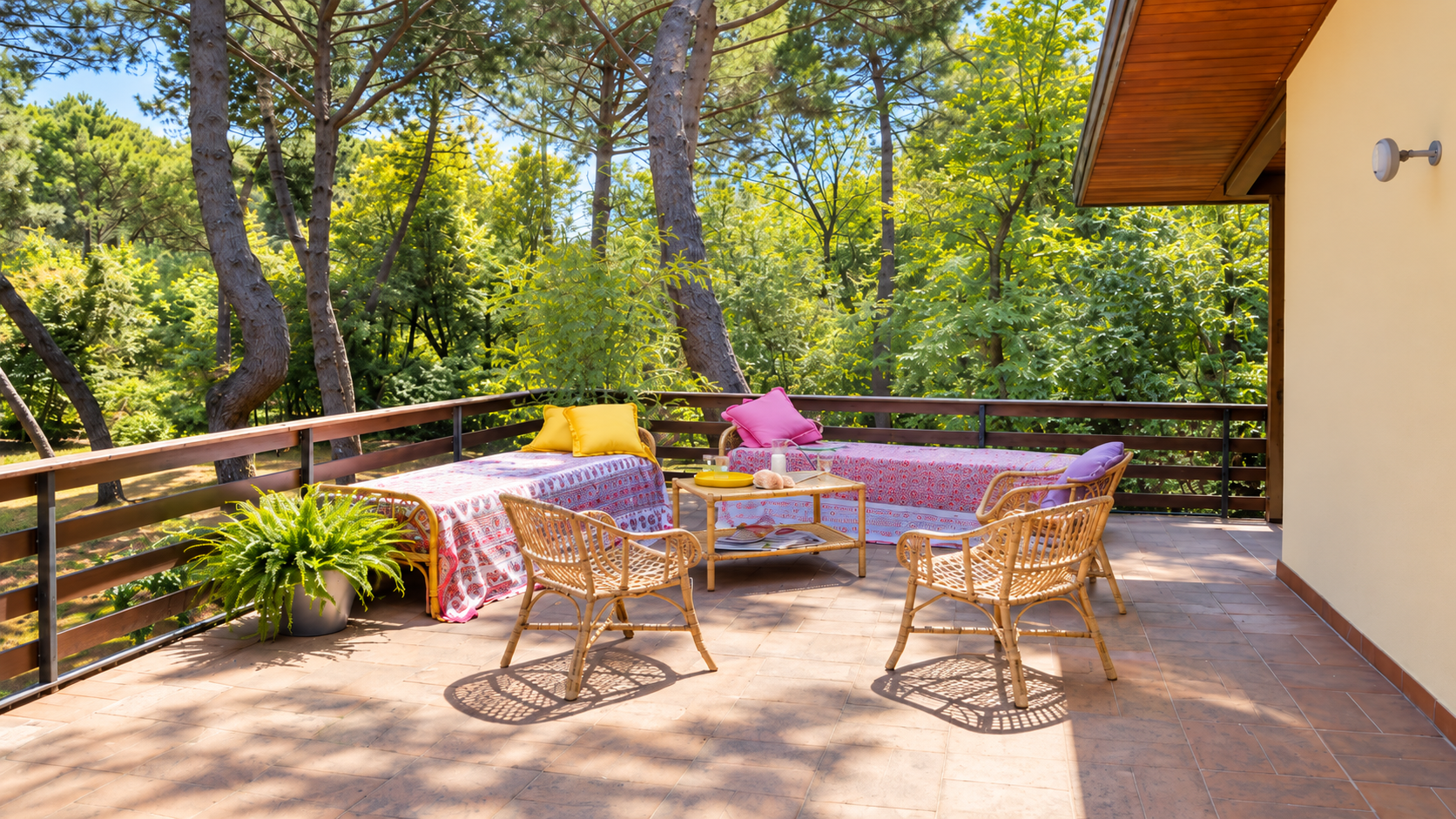 Furnished terrace at Villa Passigli overlooking the pine grove