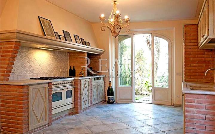 Вилла в аренду в Forte dei Marmi